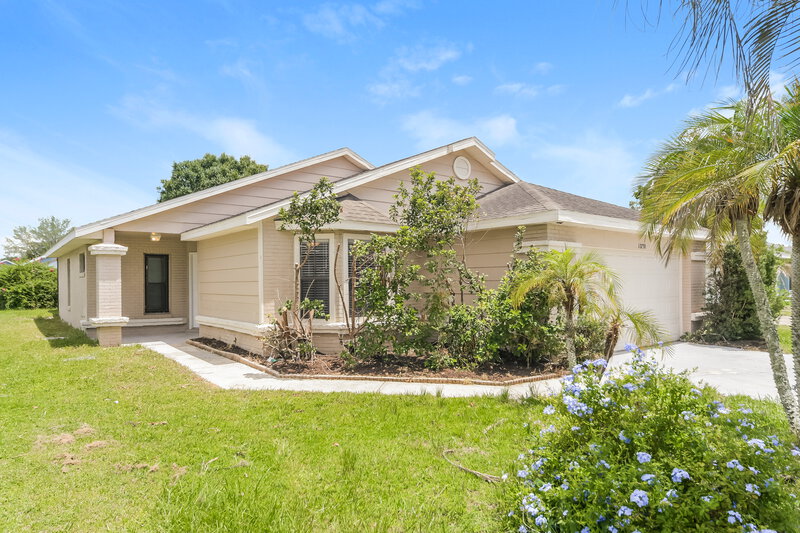 2,450/Mo, 13230 Boulder Woods Cir Orlando, FL 32824 Front View