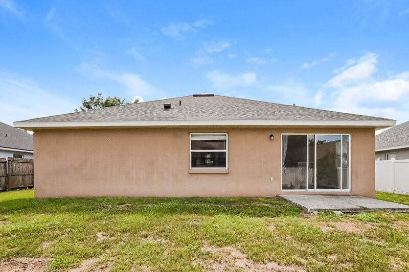 1,990/Mo, 2234 Majestic Eagle Cir Clermont, FL 34714 Rear View
