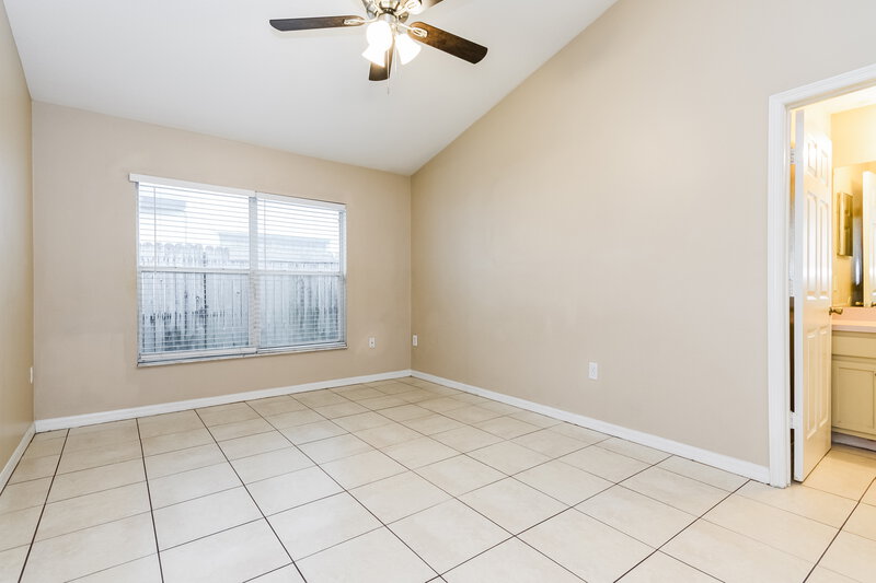 1,825/Mo, 3320 Kelsey Ln Saint Cloud, FL 34772 Main Bedroom View