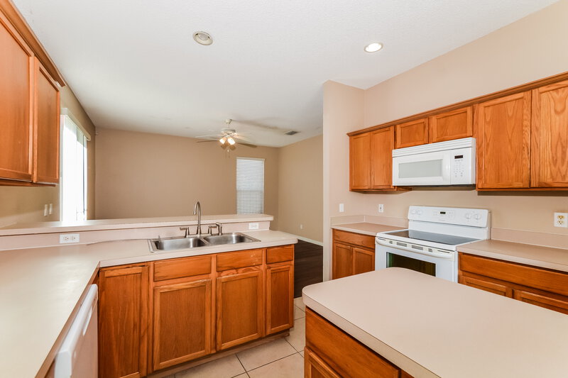 2,775/Mo, 671 Hardwood Cir Orlando, FL 32828 Misc View 5