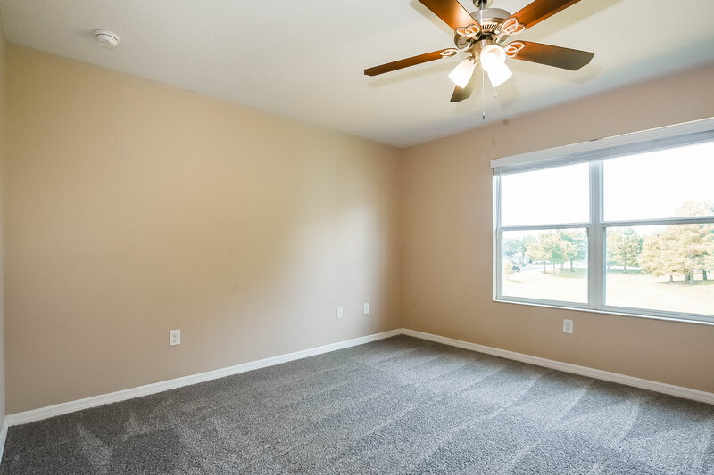 2,215/Mo, 15509 Oxley St Winter Garden, FL 34787 Main Bedroom View 2