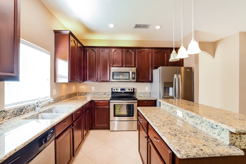 2,275/Mo, 209 Casa Marina Pl Sanford, FL 32771 Kitchen View