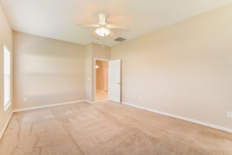 2,275/Mo, 209 Casa Marina Pl Sanford, FL 32771 Main Bedroom View