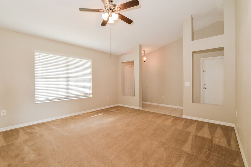 2,050/Mo, 5158 Log Wagon Rd Ocoee, FL 34761 Living Room View