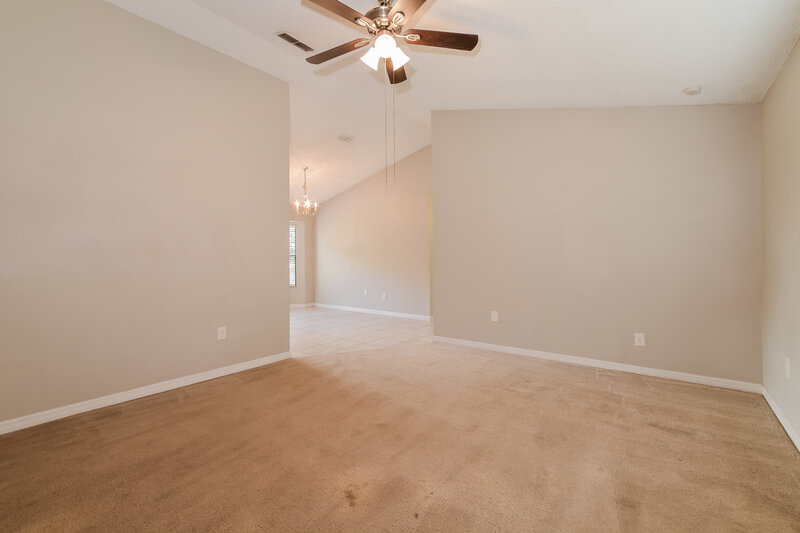 2,050/Mo, 5158 Log Wagon Rd Ocoee, FL 34761 Living Room View 2