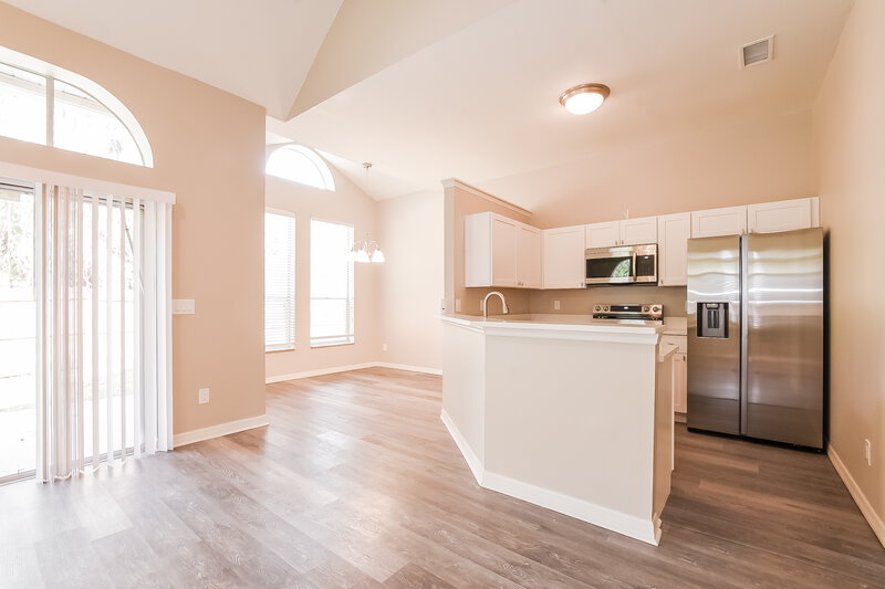 2,370/Mo, 1091 Brielle Ct Oviedo, FL 32765 Dining Room View 2