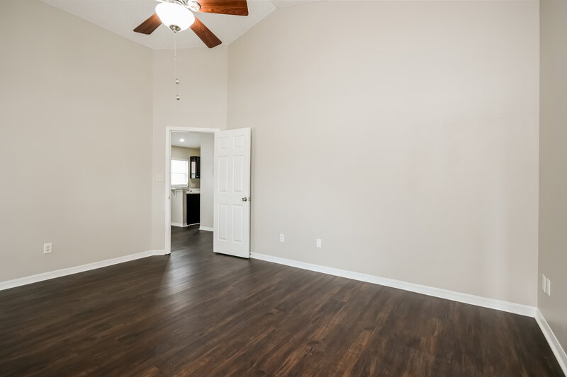 2,005/Mo, 2025 White Eagle St Clermont, FL 34714 Main Bedroom View 2