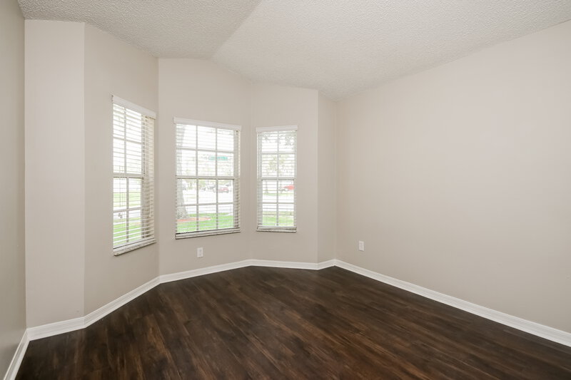 2,005/Mo, 2025 White Eagle St Clermont, FL 34714 Bedroom View