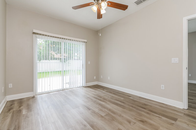2,670/Mo, 13212 Canna Lily Dr Orlando, FL 32824 Main Bedroom View