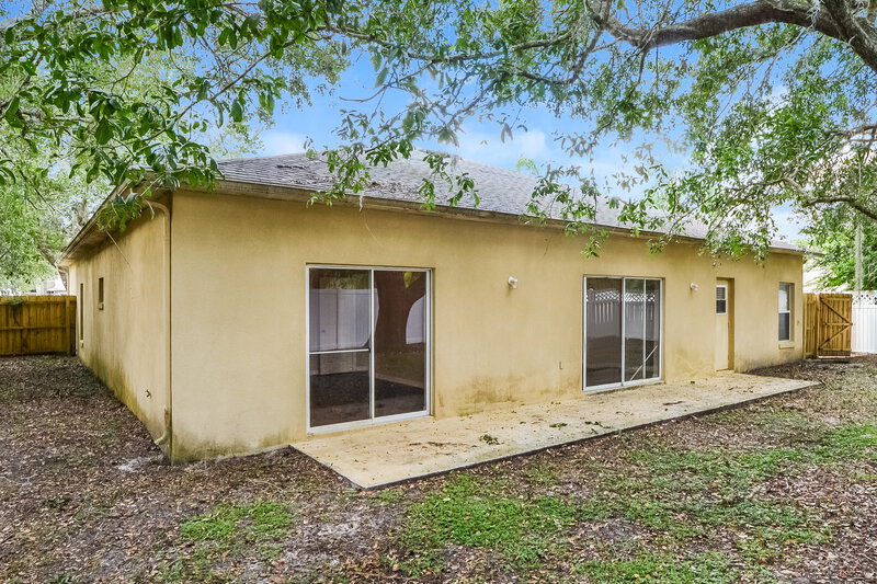 2,550/Mo, 1320 Falconwood Ct Apopka, FL 32712 Rear View