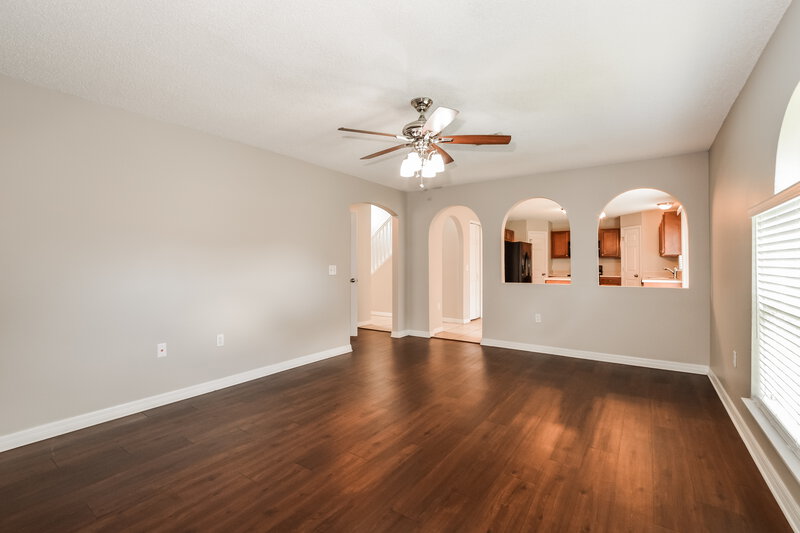 2,590/Mo, 4932 Fiske Cir Orlando, FL 32826 Living Room View 2