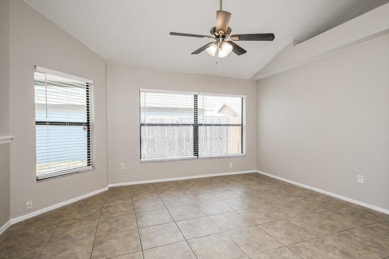 2,155/Mo, 826 Bates Ct Casselberry, FL 32707 Living Room View