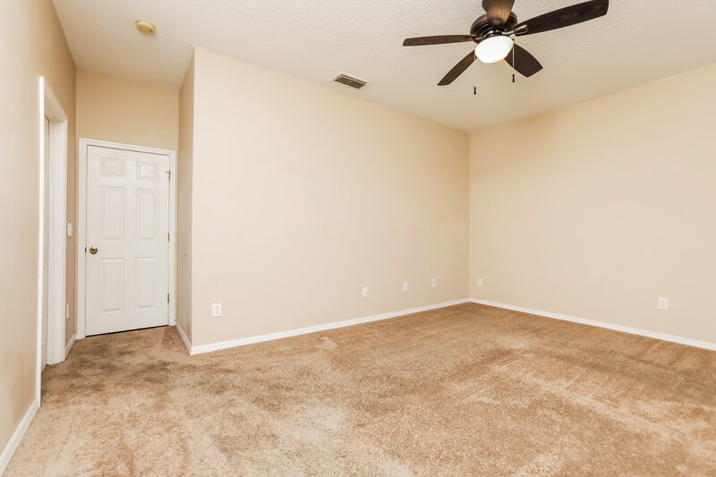 2,175/Mo, 551 Wellesly St Oviedo, FL 32765 Main Bedroom View