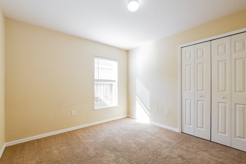 1,755/Mo, 5201 Silver Thistle Ln Saint Cloud, FL 34772 Bedroom View 2