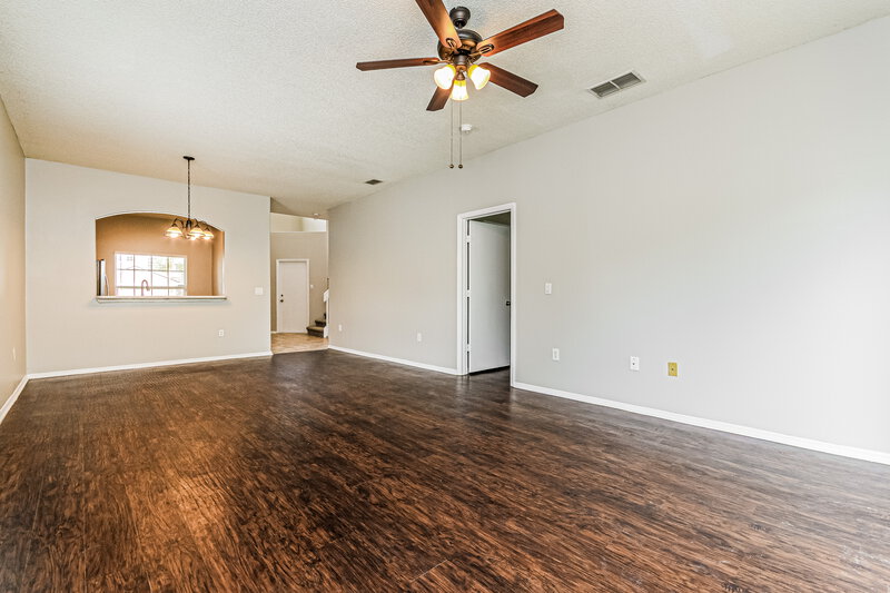 2,360/Mo, 1810 Meadow Pond Way Orlando, FL 32824 Living Room View 2