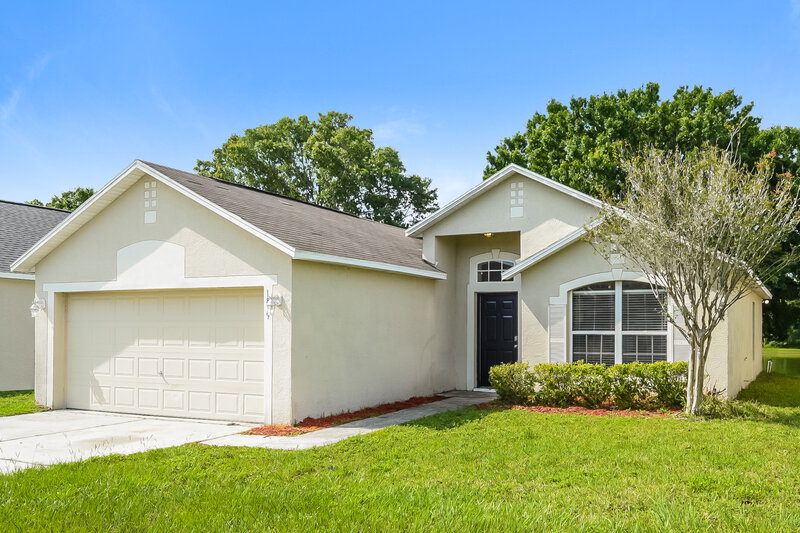 3,150/Mo, 1839 Corner Meadow Cir Orlando, FL 32820 Front View
