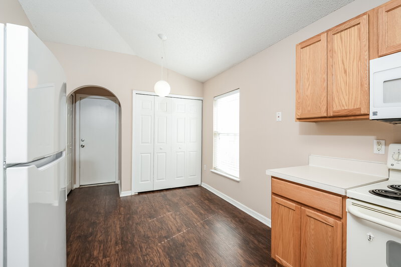 3,150/Mo, 1839 Corner Meadow Cir Orlando, FL 32820 Breakfast Nook View