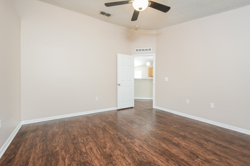3,150/Mo, 1839 Corner Meadow Cir Orlando, FL 32820 Main Bedroom View 2