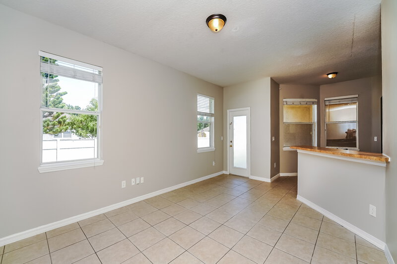 2,215/Mo, 106 Magnolia Park Trl Sanford, FL 32773 Living Room View 2