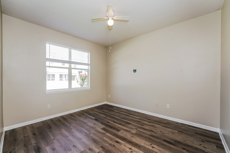 2,215/Mo, 106 Magnolia Park Trl Sanford, FL 32773 Main Bedroom View 2