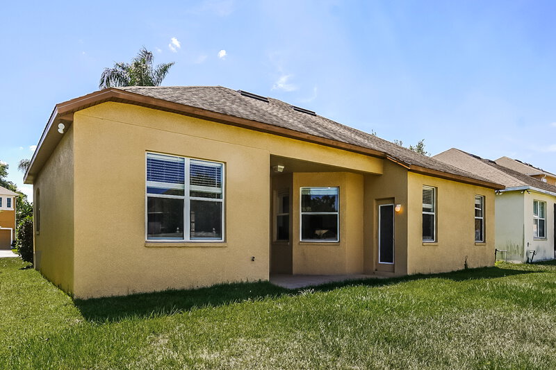 2,215/Mo, 106 Magnolia Park Trl Sanford, FL 32773 Rear View 2