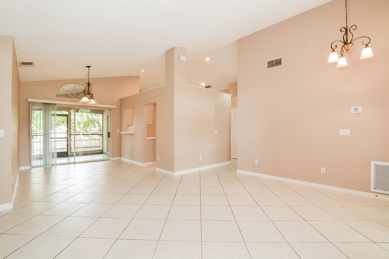 2,645/Mo, 1254 Countrywind Dr Apopka, FL 32703 Living Room View