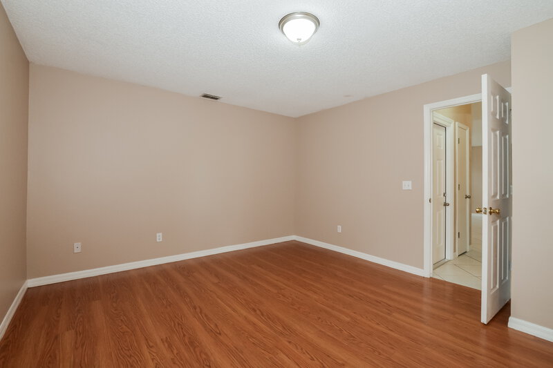 2,645/Mo, 1254 Countrywind Dr Apopka, FL 32703 Main Bedroom View 2