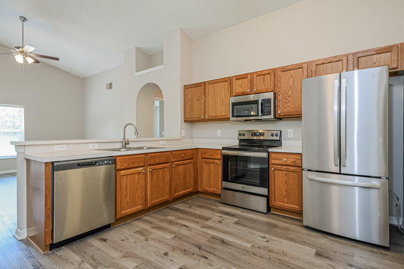 2,575/Mo, 11528 Grazeley Ct Orlando, FL 32837 Kitchen View