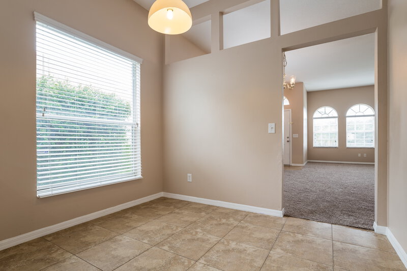 1,970/Mo, 2390 Cobblefield Cir Apopka, FL 32703 Dining Room View