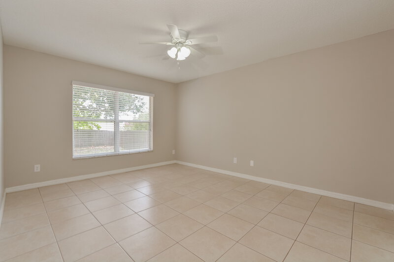 2,350/Mo, 12020 Woodglen Cir Clermont, FL 34711 Main Bedroom View