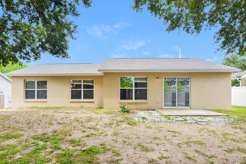 2,350/Mo, 12020 Woodglen Cir Clermont, FL 34711 Rear View