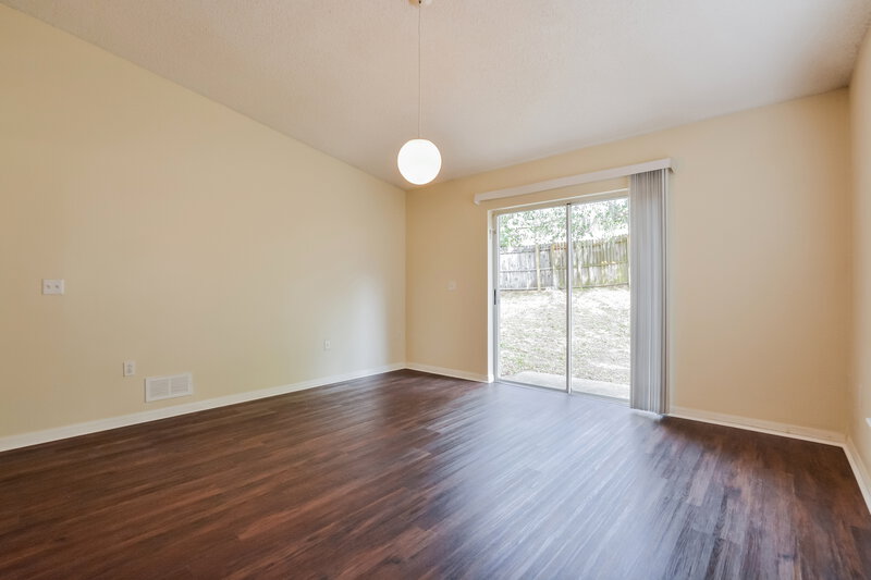 3,150/Mo, 792 Lake Doe Blvd Apopka, FL 32703 Family Room View 2