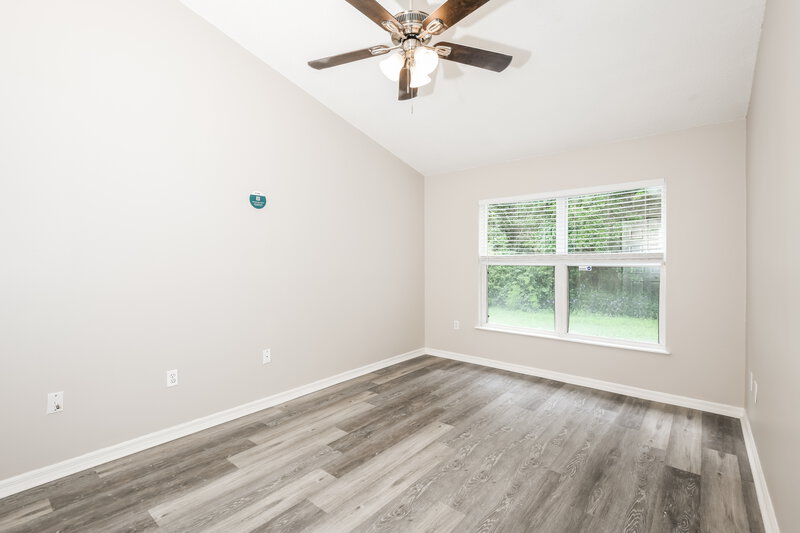 2,200/Mo, 7612 Fort Sumter Dr Orlando, FL 32822 Main Bedroom View