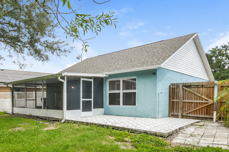 2,200/Mo, 7612 Fort Sumter Dr Orlando, FL 32822 Rear View