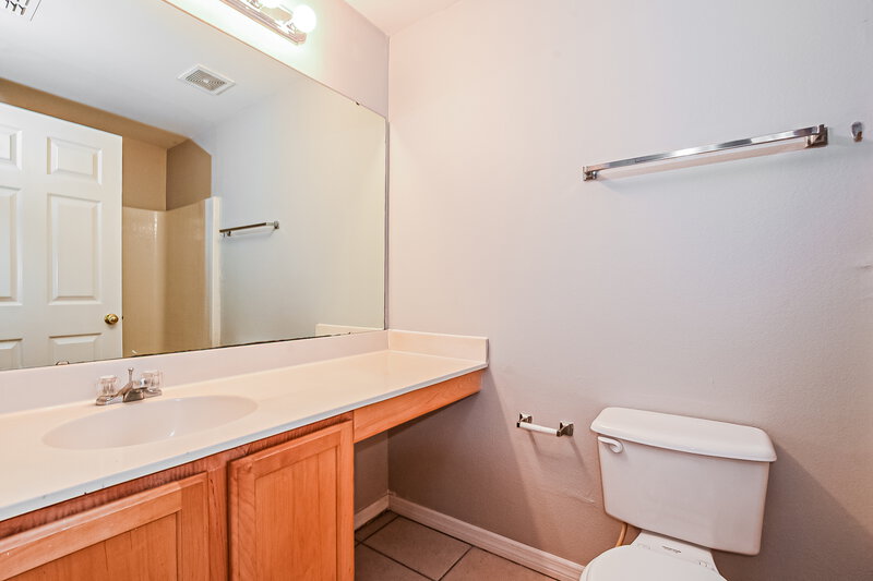 2,185/Mo, 1324 Montheath Cir Ocoee, FL 34761 Bathroom View