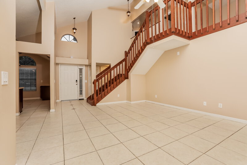 2,400/Mo, 1975 Piedmont Park Blvd Apopka, FL 32703 Living Room View
