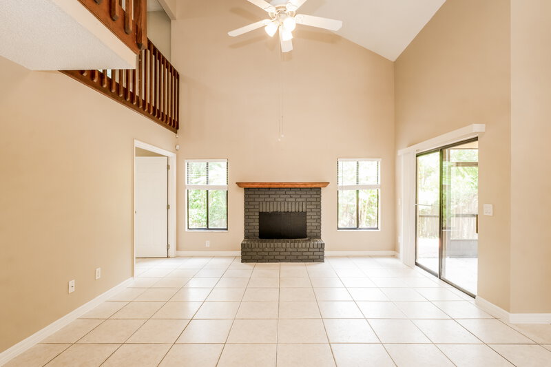 2,235/Mo, 1975 Piedmont Park Blvd Apopka, FL 32703 Living Room View
