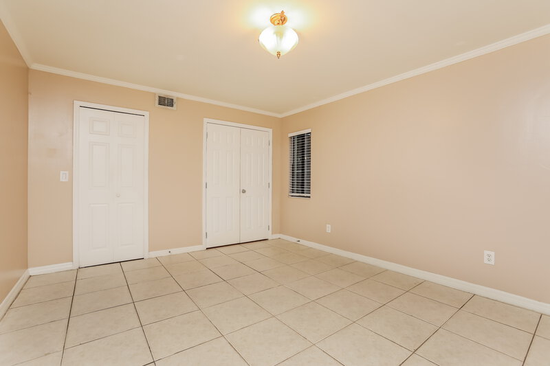 2,400/Mo, 1975 Piedmont Park Blvd Apopka, FL 32703 Main Bedroom View