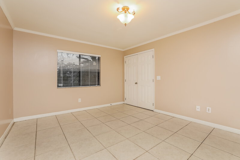2,400/Mo, 1975 Piedmont Park Blvd Apopka, FL 32703 Main Bedroom View 2