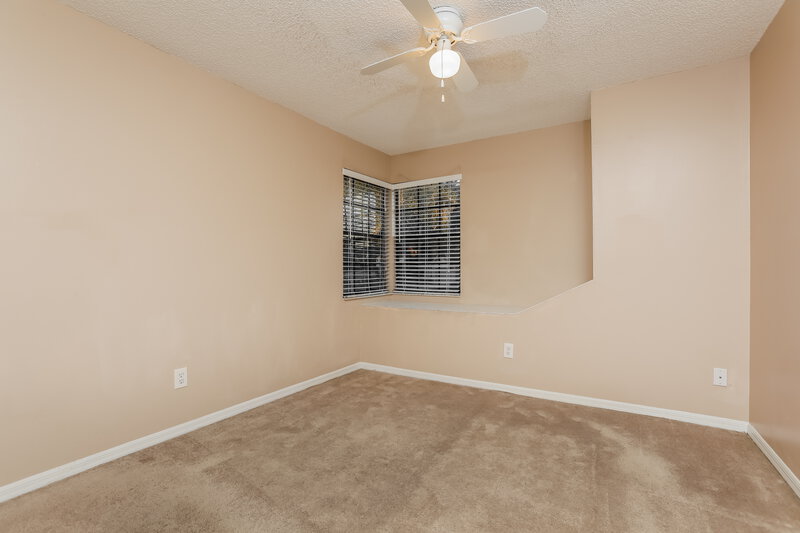 2,400/Mo, 1975 Piedmont Park Blvd Apopka, FL 32703 Bedroom View