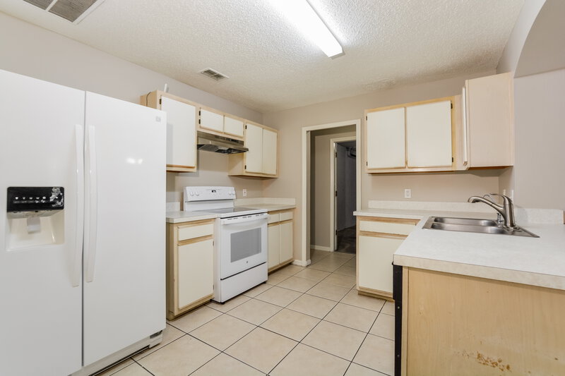 2,535/Mo, 1266 Sheeler Hills Dr Apopka, FL 32703 Kitchen View