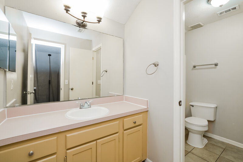 2,440/Mo, 1266 Sheeler Hills Dr Apopka, FL 32703 Bathroom View