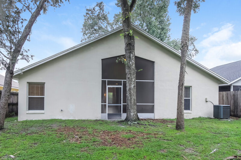 2,345/Mo, 1019 Henson Ct Oviedo, FL 32765 Rear View