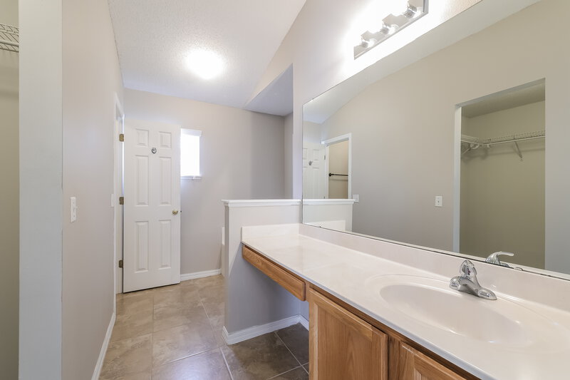 2,860/Mo, 16011 Chichester Ct Clermont, FL 34714 Main Bathroom View