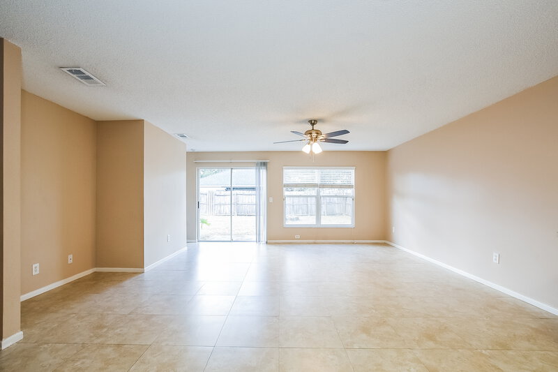 2,485/Mo, 3072 Natoma Way Orlando, FL 32825 Living Room View
