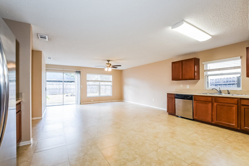 2,485/Mo, 3072 Natoma Way Orlando, FL 32825 Living Room View 2