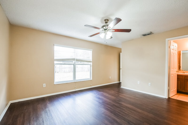 2,485/Mo, 3072 Natoma Way Orlando, FL 32825 Main Bedroom View 2