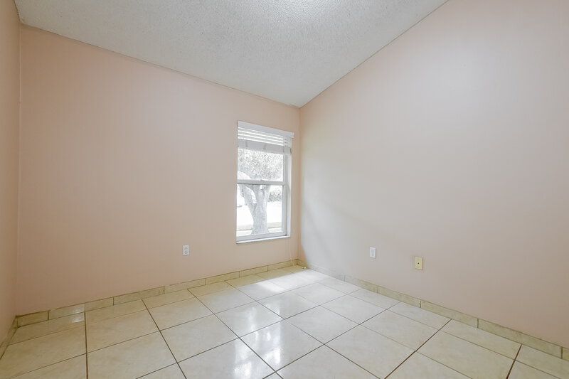 2,570/Mo, 3237 Harpers Ferry Ct Orlando, FL 32837 Bedroom View 4