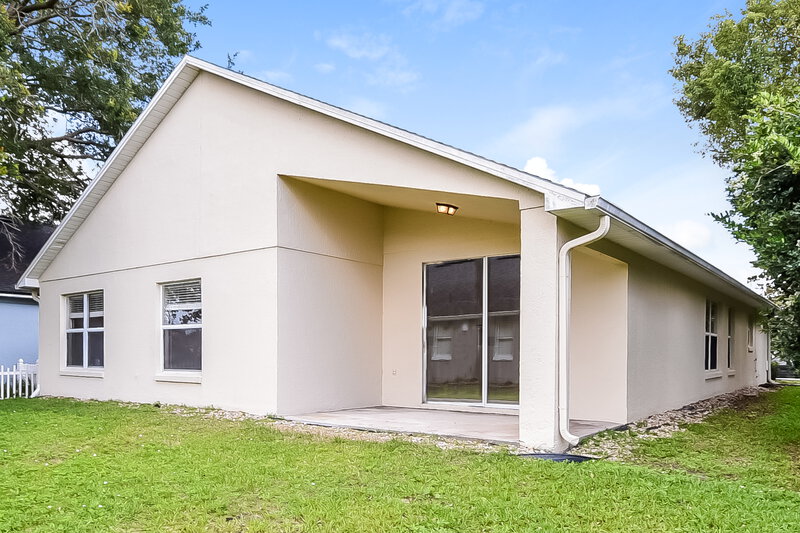 2,570/Mo, 3237 Harpers Ferry Ct Orlando, FL 32837 Rear View