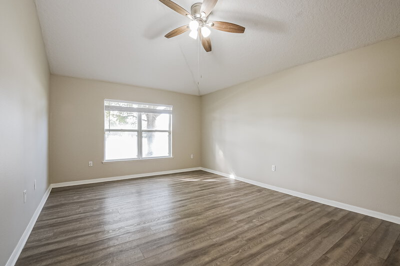 2,595/Mo, 744 Westcliffe Dr Winter Garden, FL 34787 Main Bedroom View